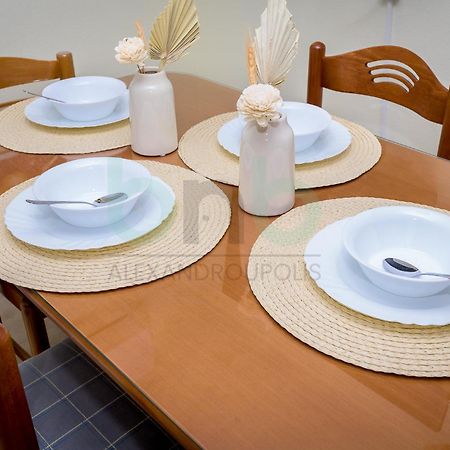 Dikella Beach 3 Bdr Summer House Mesimvria  Bagian luar foto